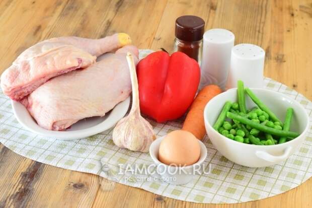 Ингредиенты для куриных ножек, фаршированных овощами