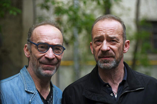 Исполнителям ролей Электроника и Сыроежкина братьям Торсуевым исполнилось по 60 лет