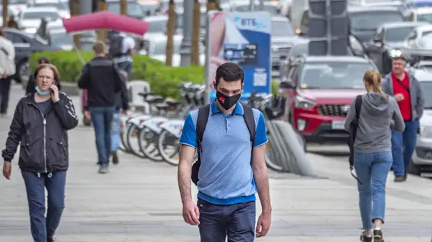 В Минздраве заявили о недостаточном числе россиян с иммунитетом к коронавирусу