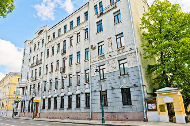 Пречистенка, 9. Доходный дом Е.А. Костяковой