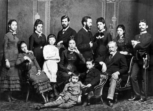 Семья Зигмунда Фрейда, 1876 г. | Фото: psychojournal.ru