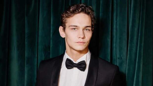 Слава Копейкин признался, что его постоянно путают с Никитой Кологривым: «Люди не дают забыть»