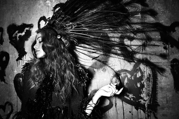zandaya photo shoot 2014 7 Zendaya Rocks Spring Collections for Flaunt Magazine