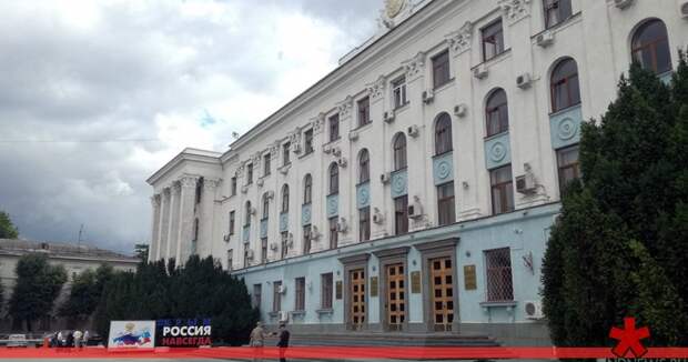 Члены семьи и соратники главы Крыма обрастают должностями и имуществом