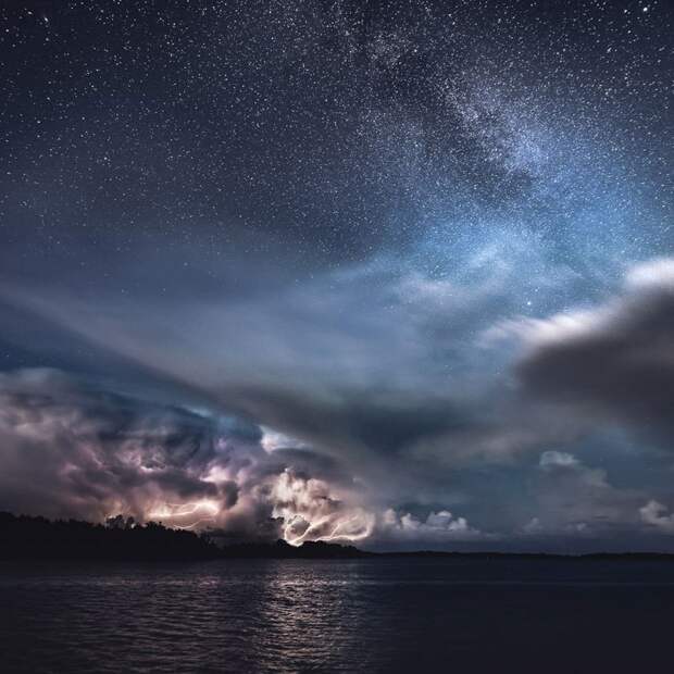 stars-and-storms-in-kasnas-finland-by-mikko-lagerstedt-3