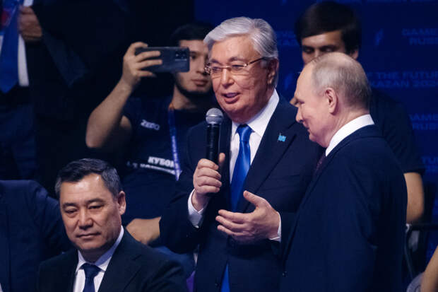 В Казахстане Касым-Жомарт Токаев посетил детский научный фестиваль