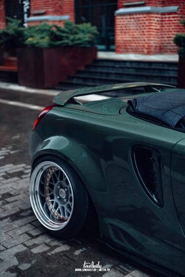 toyota mr s 4