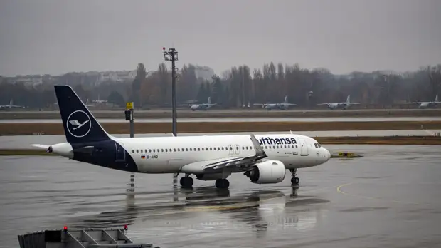 В офисе Зеленского заявили, что не видят смысла в закрытии неба над Украиной