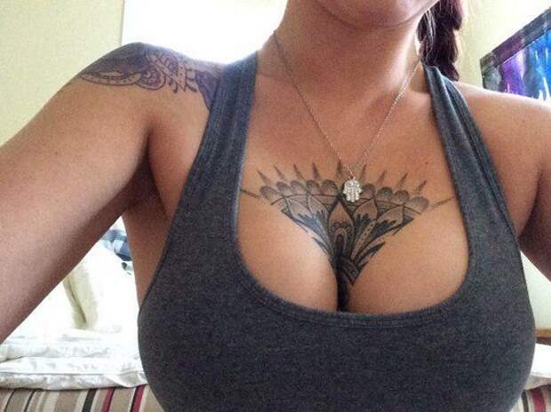 Hot girls with tattoos are a killer combination (26 Photos)