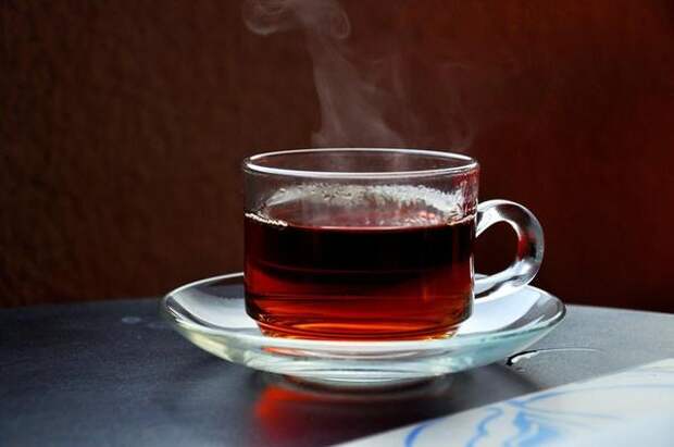 Крепкий чай согреет и восполнит потерю жидкости