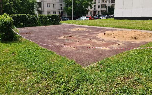 Детскую площадку на улице Маршала Тухачевского благоустроят