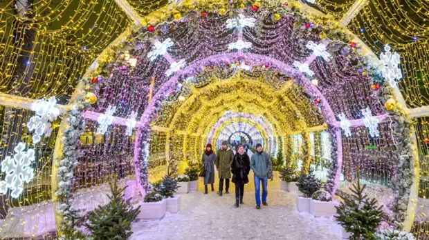 Бесплатные экскурсии пройдут в Москве с 25 декабря по 8 января