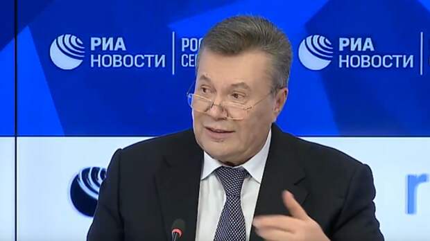 Вину за потерю Крыма целиком переложили на Януковича