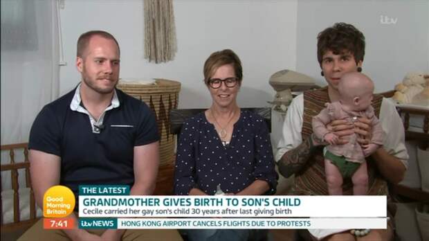 61-летняя американка родила ребенка для сына и его мужа