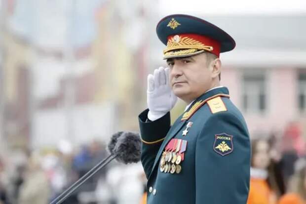 Герой России и любитель хоккея: с каким багажом тульский губернатор Дюмин пришел работать в Кремль