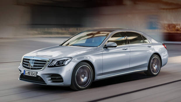 В Китае мужчине запретили «хоронить» Mercedes-Benz рядом с умершим родственником