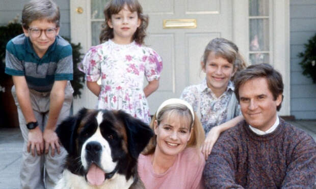 Семейка Ньютонов: как выглядят сейчас герои фильма «Бетховен»