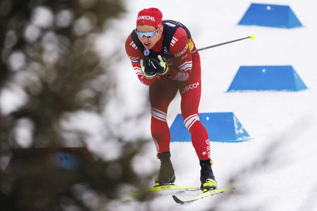 Лыжник Коростелев не вышел в полуфинал спринтерской гонки на Кубке мира