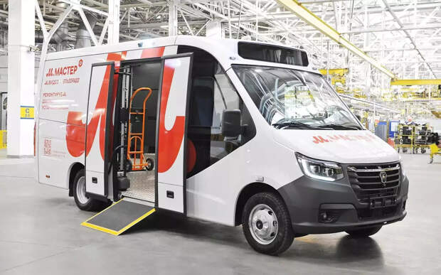 Удобство на максимум: Горьковский автозавод представил «умный» фургон для доставки
