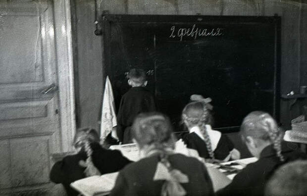 4108 Школа в советской деревне 1964 год
