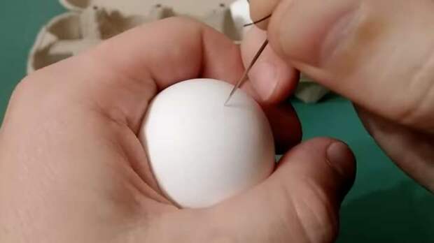 Как почистить варёные яйца за 5 секунд