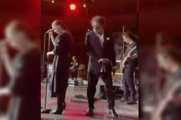 В сети завирусились ролики с танцующим лезгинку Лепсом после расставания с Кибой