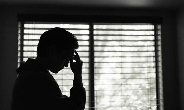 «Я покинул Землю»: 32-летний парень не спал 8 дней — вот что случилось с его психикой