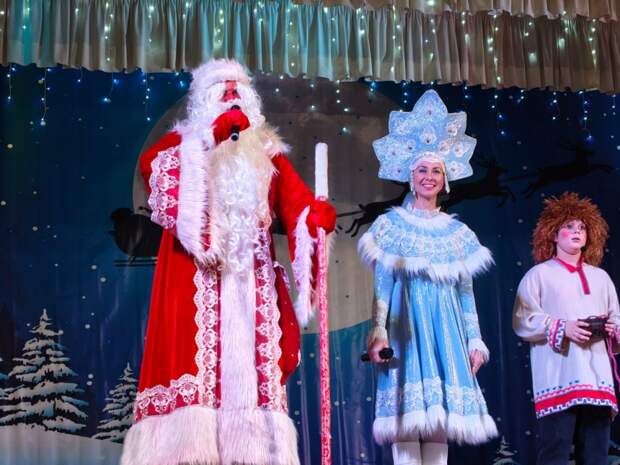 В Доме культуры Красногвардейского района прошла традиционная Новогодняя ёлка главы района