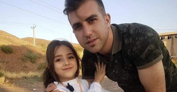 В Иране живёт очень красивая девочка: ее дяде пришлось стать ее телохранителем