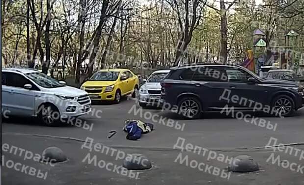 Стопкадр с видео Депатамента транспорта города Москвы