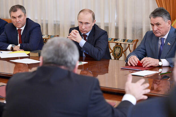 Президент РФ встретился с членами Совета палаты Совета Федерации 
