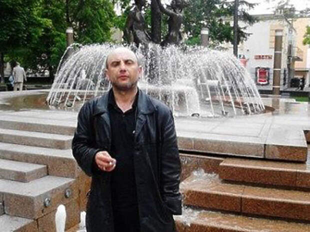 Стоит андрюха, набитое Стоит андрюха, набитое
