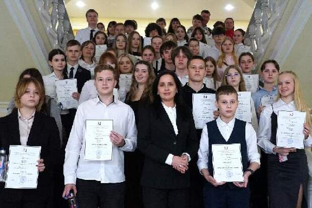 В Державинском наградили победителей и призеров Межрегионального конкурса "Старт в науку"