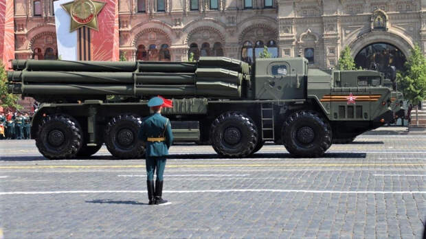 Военный эксперт Сивков рассказал, как самонаводящиеся ракеты повысят потенциал «Торнадо-С»