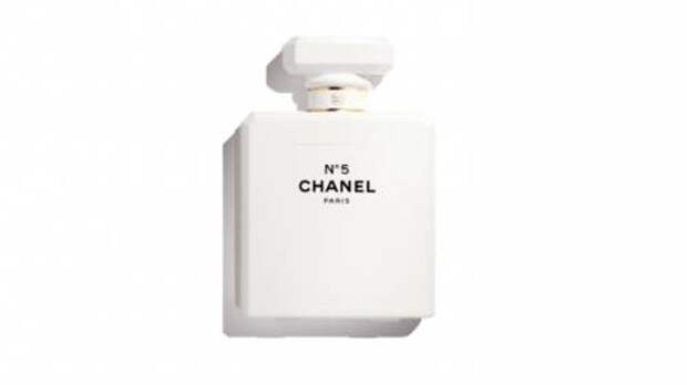 Объект желания: Chanel выпустил рождественский адвент-календарь в честь 100-летия аромата N°5