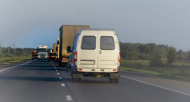 5 неофициальных правил, которые помогут избежать аварийных ситуаций на дороге