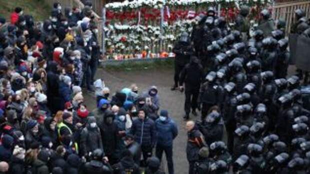 Протесты в Минске не стихают, в отношении задержанных применяется физическое насилие
