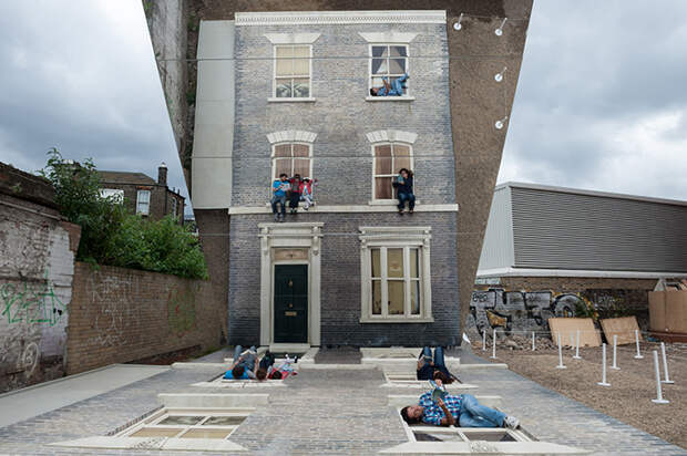Dalston House – зеркальные иллюзии от Леандро Эрлиха (Leandro Erlich)