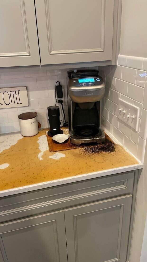 Когда делаешь кофе и забываешь поставить фильтр