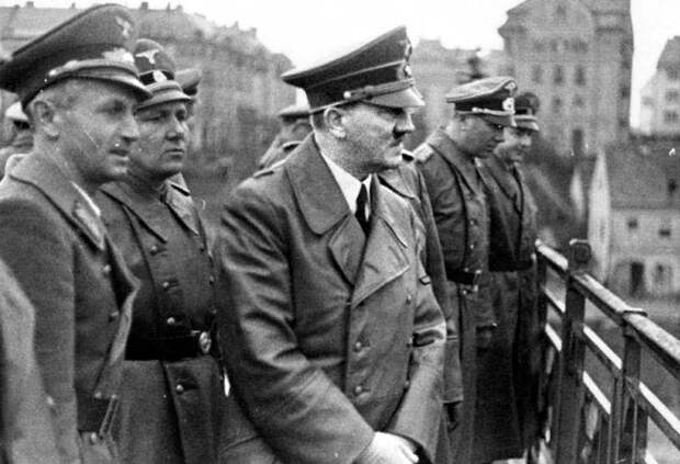 Зачем Гитлер 21 июля 1941 года посещал латвийскую Малнаву: из истории Второй мировой