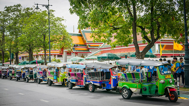 tuk-tuk-bangkok