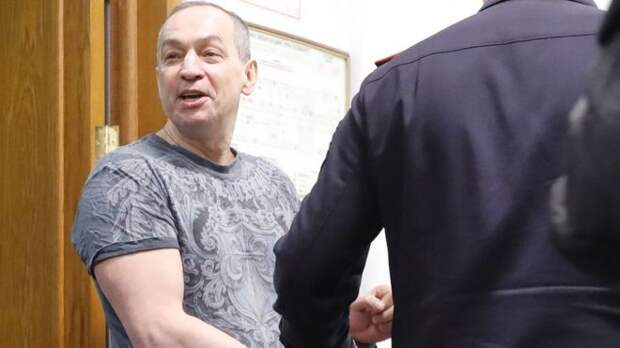 С конфискацией вас! «Правоохранительные органы» вслед за Уголовным кодексом приговорили и Гражданский