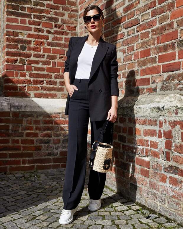 Smart casual 2021 для женщин 40-50 лет: идеи для элегантного и комфортного образа
