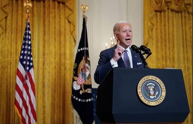 Сатановский: Байден обвинил Россию в подрыве отношений Европы и США