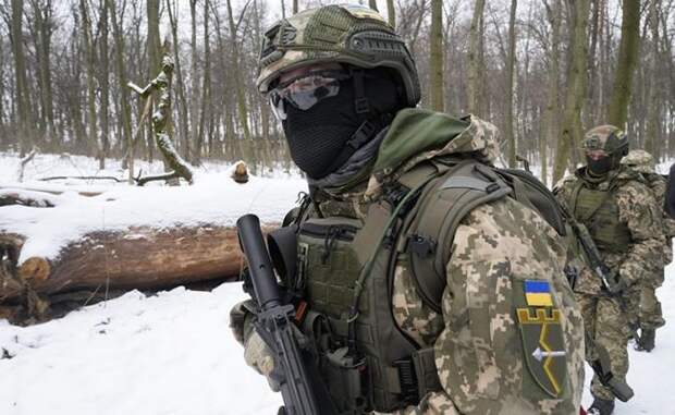 Поставлю в строй еще 1 млн «штыков»: Зеленский летит в Лондон, чтобы торпедировать «план Трампа»