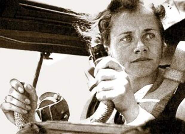 Любимица фюрера Ханна Райч побывала в Антарктиде в 1943 году