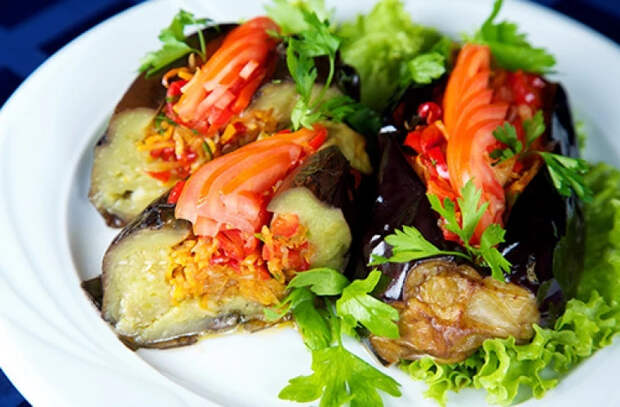 РЕЦЕПТ ДНЯ: Баклажаны, фаршированные грибами