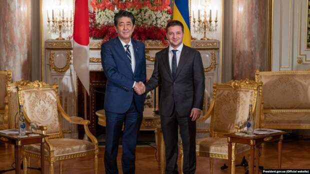 Украинская делегация прибыла в Японию за новой порцией денег