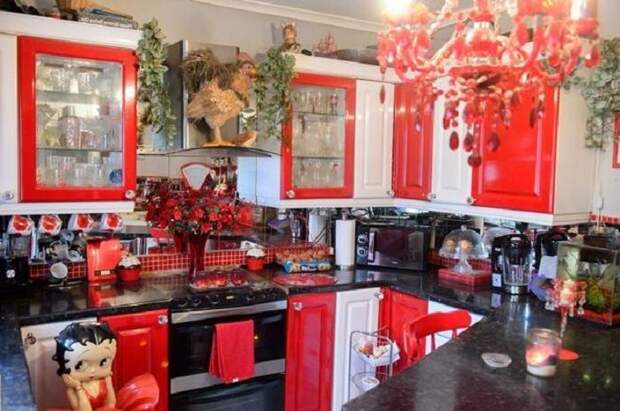 Невзрачный снаружи дом внутри оказался настоящим венецианским дворцом