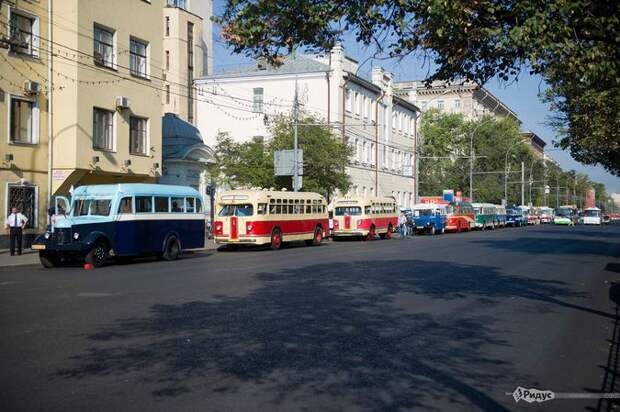 Парад ретроавтобусов в Москве интересности, парад, ретро, события